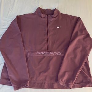 Nike Pullover